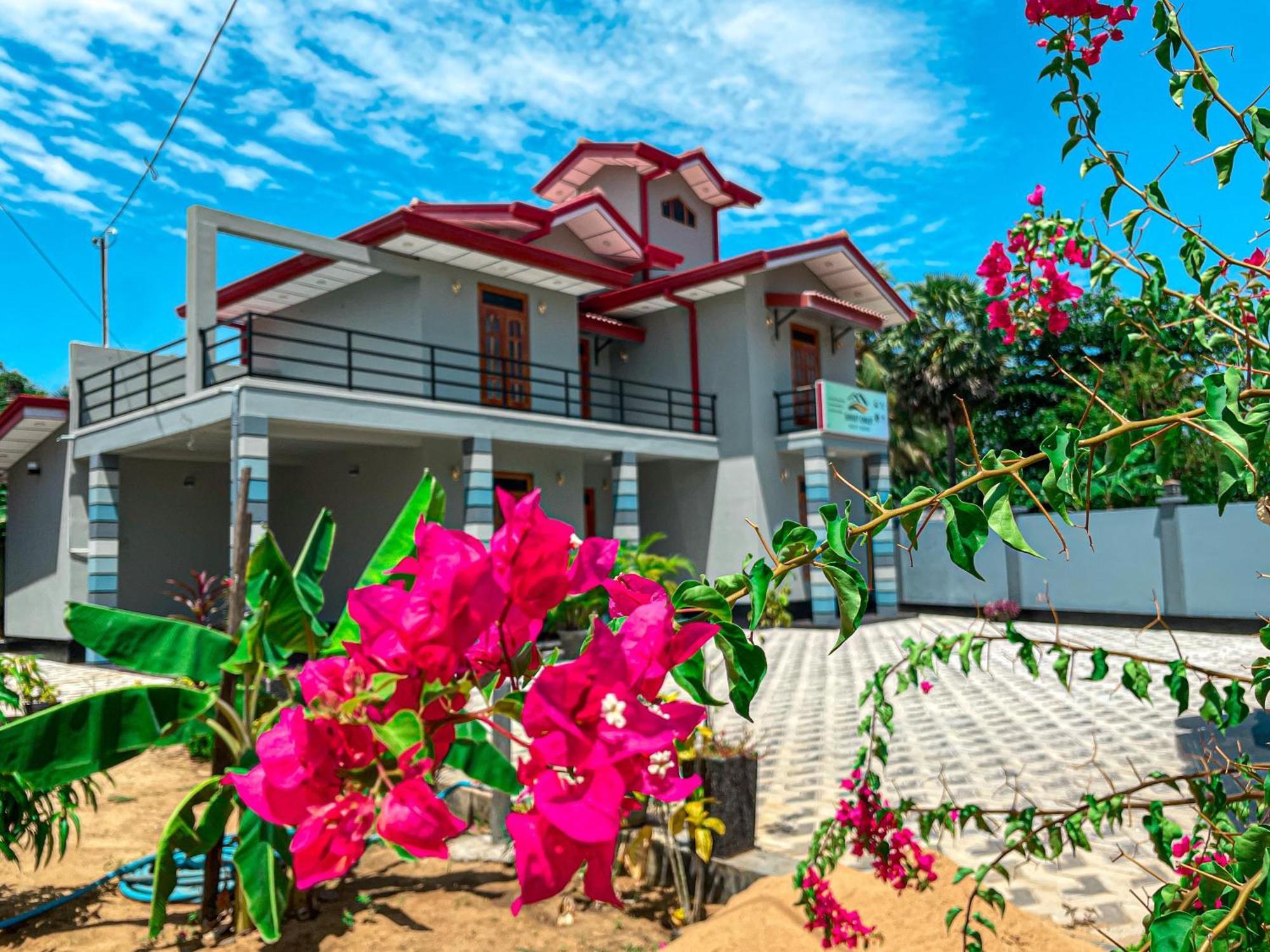 Sunset Chalet Mullaittivu Экстерьер фото